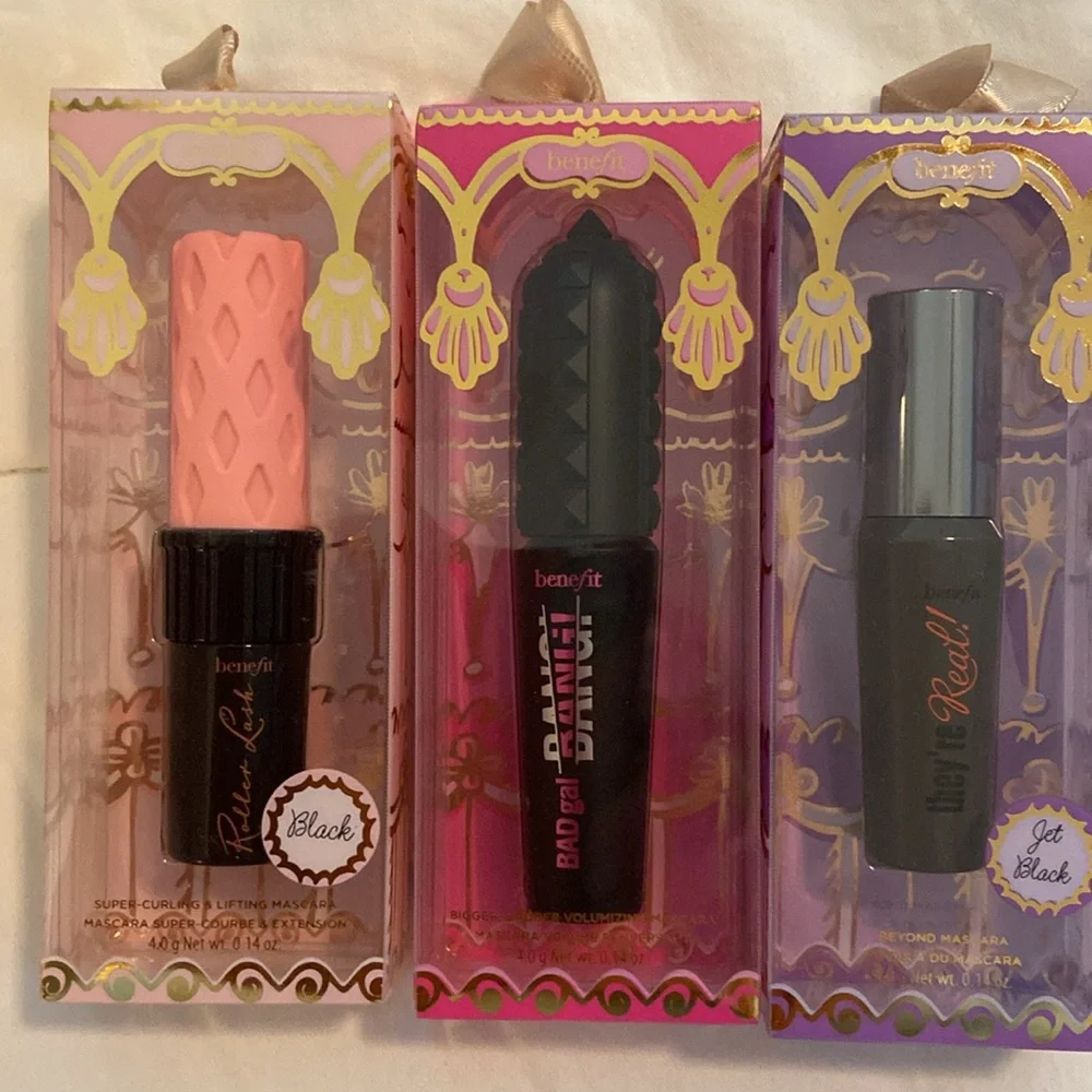 Benefit Cosmetics Mascaras Trio black + neutral eyeshadow duo. Brand New in box